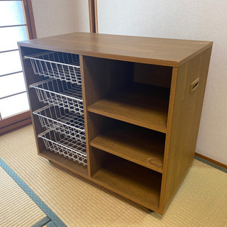 押入れ収納　キャスター付き