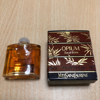 イヴ・サンローラン  オピウム OPIUM パルファム 7.5ml