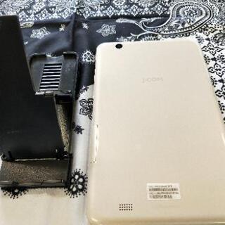 （別サイトで売れました)LG超美品タブレット8インチ スタンド付　キズらしいキズなし　代引きOKの画像