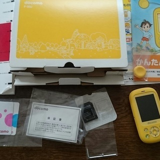 キッズケータイdocomo F-03J(未使用）