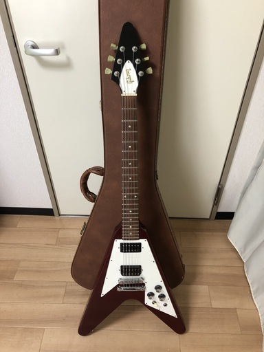 Gibson FlyngV 中古