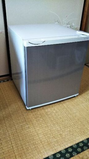 小型冷蔵庫