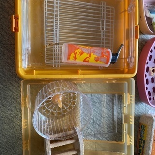 ハムスターケージの画像