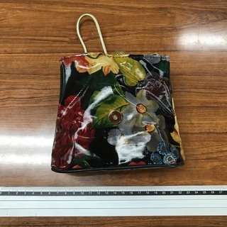 ポーチBの画像