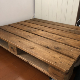木製パレット　ソファーにもミニベッドにも