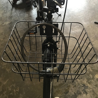 折りたたみ自転車　ノーパンクタイヤ　20インチ　6段変速 多数ありの画像