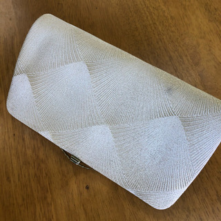 無料！未使用品✨和装バッグ＆草履23㎝🌟木箱入り🌟高級感のある金色です！の画像