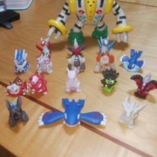 ポケモン指人形？とコマ差し上げます。
