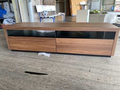 輸送事故品！人気テレビボードです！29800円ヲ3000円で販売します！但し、、、、