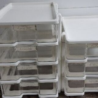 ブラスチック収納ケース　4種