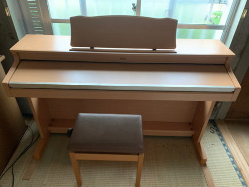 電子ピアノ