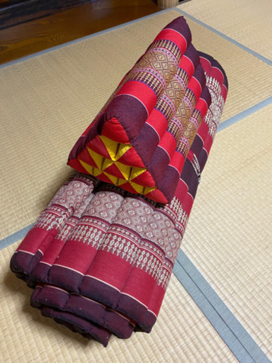 【リラックス】三角まくら付きタイマットレス