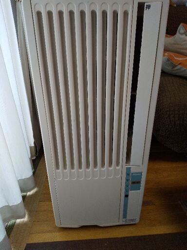 ハイアール　窓用エアコン2015年製