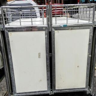 ワゴンセール用カート  平台ワゴン ホワイト

折りたたみ可能の画像