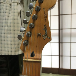 フェンダー　ストラトキャスターの画像