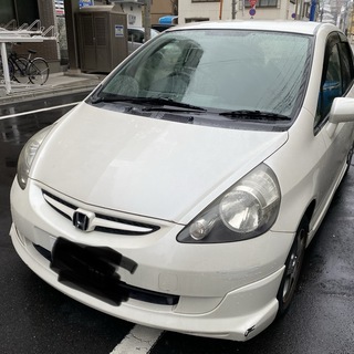 HONDA FIT 車検10月まであり！ 月内で駐車場入れ替えの...