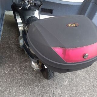 決まりました。ヤマハ マジェスティC 250cc 黒 実動好調。荷物積載量と安全性を確保しています。の画像