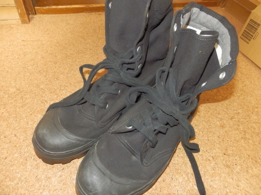 【値下げ】コムデギャルソン　COMME des GARCONS HOMME PLUS　キャンパス地ハイカットシューズ（黒）