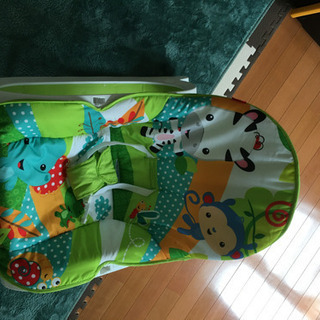 バウンサー　ベビーロッカー