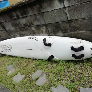 ウインドサーフィンの板あげます。（取りに来てくれる方限定）