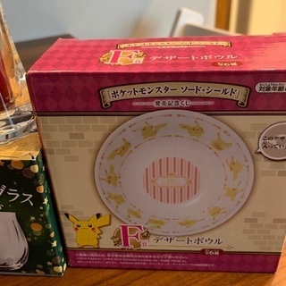 グラス、醤油差し、ポケモンデザートボウルの画像