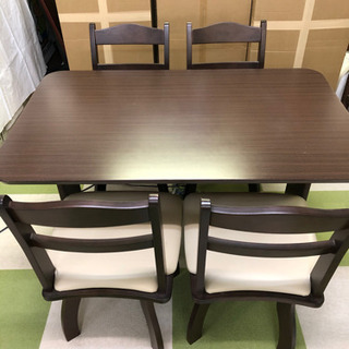 ニトリ ダイニングテーブルセット 椅子4脚付き