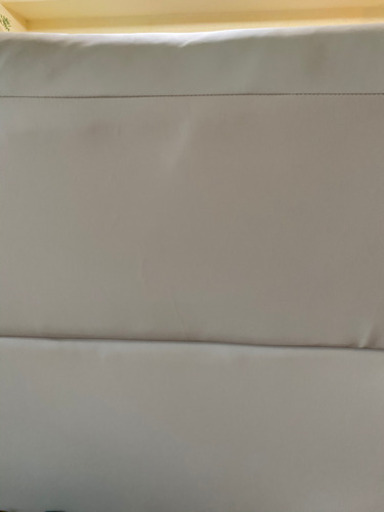 【受け渡し者確定】３人掛けソファ　ほぼ新品　【近隣無料配達致します】