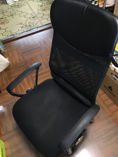 ＊取りに来る方限定＊ハイバックオフィスチェア 腰あてクッション付き メッシュタイプ ブラック OC-001Bk