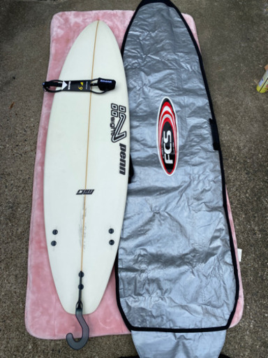 サーフボード　目立つ傷なし　中級者用　50〜60kg