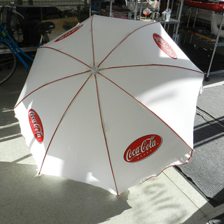 コカ・コーラ ビーチパラソル Coca-Cola 日よけ傘 アジャストパラソル 直径約170cm ☆ 札幌市 北区 屯田の画像