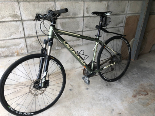 29インチのキャノンデールMTBです。