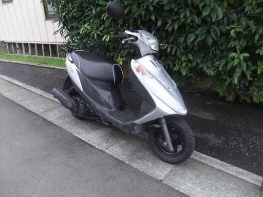 スズキ　アドレスＶ125G　中古実動車　バッテリーフル充電済み　タイヤ前後バリ山　オイル交換済み　ナンバー登録書類有