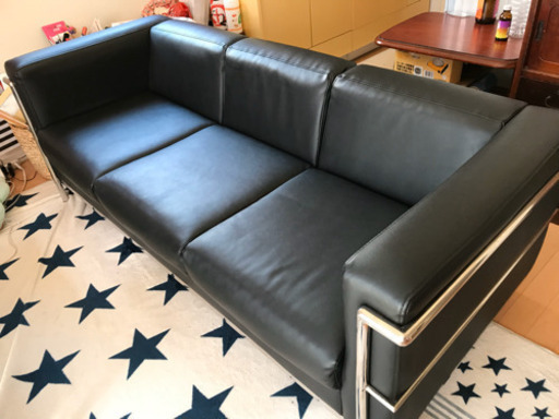 【最終値下げしました！！8/10まで】ル•コルビュジェのリプダクトソファー(3人掛け)