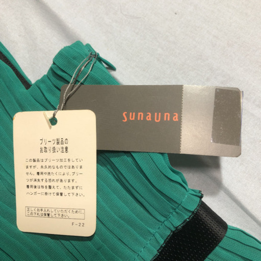 スーナウーナ　新品未使用　ワンピース　Mサイズ