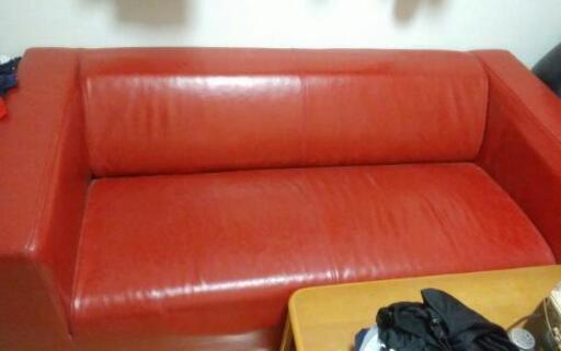 美品赤いソファー