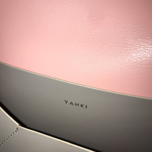 YAHKI ヤーキ　グレー　レザーショルダー