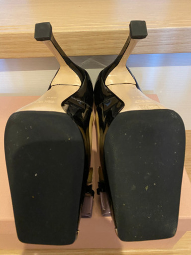 miumiu 定価12万円の美品パンプス