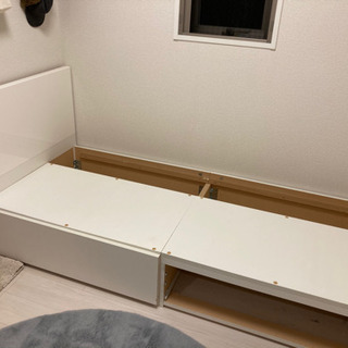 ニトリ ベッドフレーム 白の画像