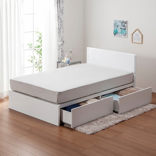 ニトリ ベッドフレーム 白の画像