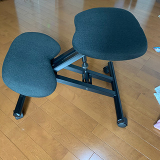 バランスチェア（黒）