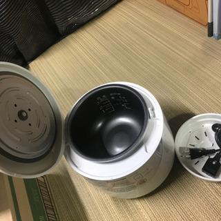 Panasonic 2010年製 三号炊き電子ジャー炊飯器の画像