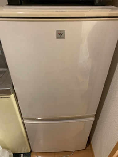 【すぐに引き取りに来てくれる方優先】シャープ　プラズマクラスター冷蔵庫