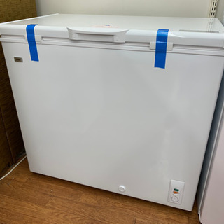 キャスター付!まとめ買いにオススメ!Haierの冷凍庫です!