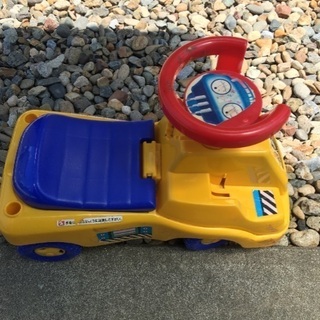 ベビー　足こぎ車　