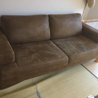 【取り引き中】思い入れの　ソファ　あげます！