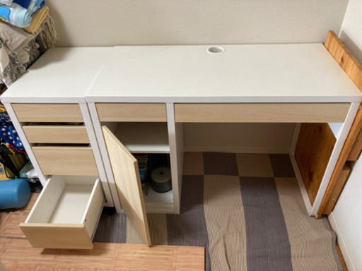 IKEA MICKE 机