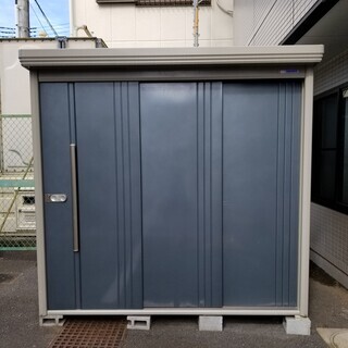 クボタの物置　※8月9日(日)以降でお引取り可能な方