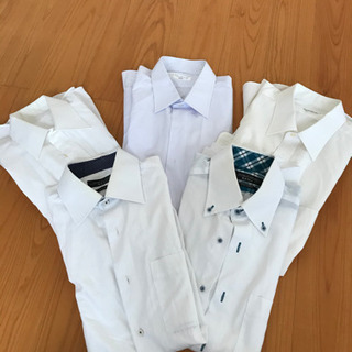 カッターシャツ