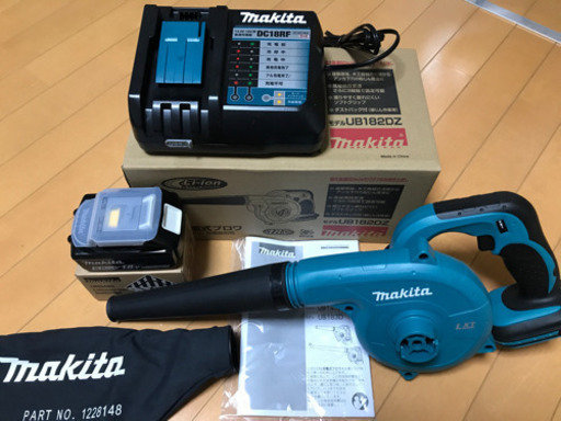 未使用　makita マキタ　充電式ブロワ　バッテリー　充電器　セット