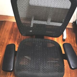 ニトリ・メッシュ・ワーキングチェア